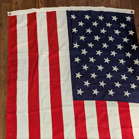 United States flag Approx 3 feet x 5 feet - Picture 4 of 4